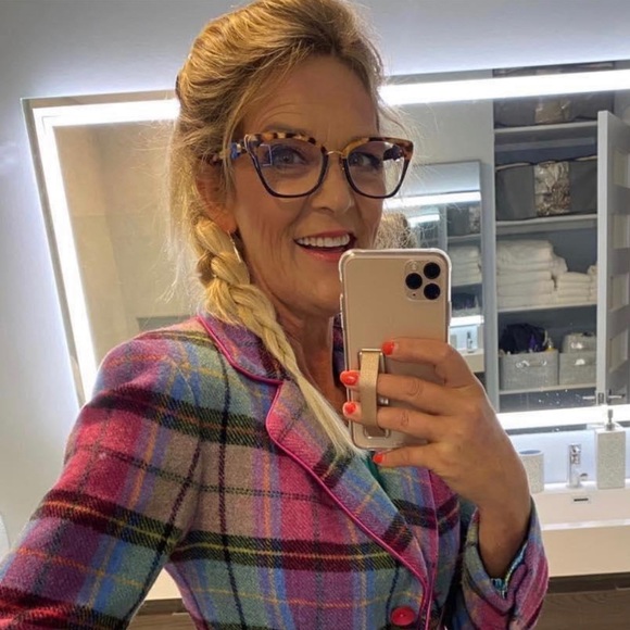 MEET YOUR POSHER - Dawn aka TucciCucci - Picture 2 of 6